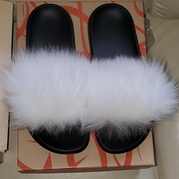 Shoes - White Furry Slides